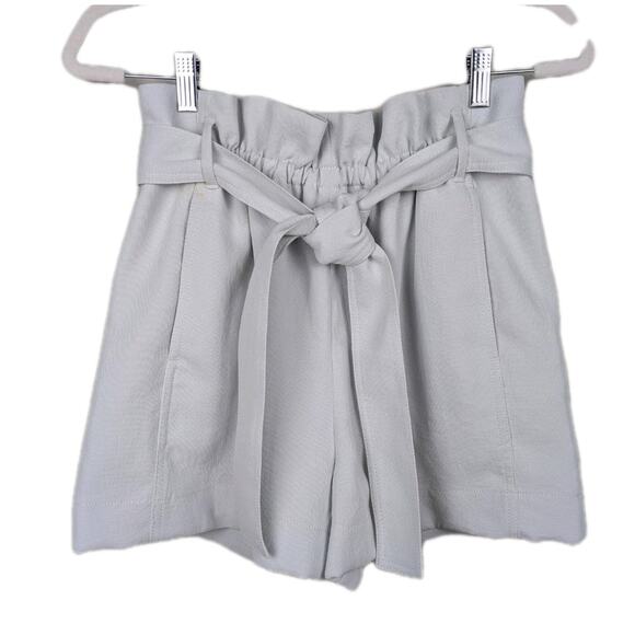 WILFRED Aritzia Belted Paperbag Short in Light Blue Crepette High Rise Women's 4 - Picture 2 of 6